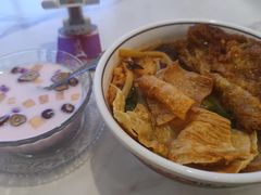 -弘束束柳州深巷螺蛳粉(珠江路店)