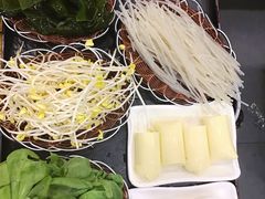 -鱼众不同·鸡公煲·烤全鱼(国顺路店)