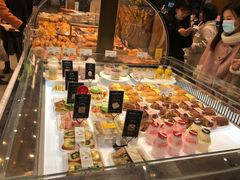 -罗森尼娜(解放西路店)