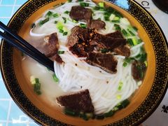 -肇兴特色牛肉粉