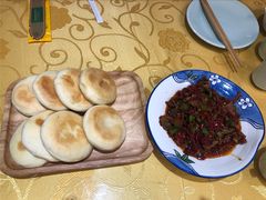 焉耆滚刀肉辣皮子夹馍-新疆巴州金丝特餐厅(大钟寺店)