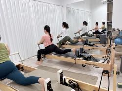 -小黑裙瑜伽·普拉提