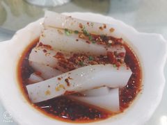 肉沫回民凉粉-马尔龙新疆饭店·清真(瑞景店)