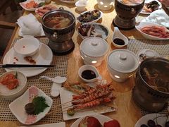 -雍和会海鲜姿造自助(湖东路店)