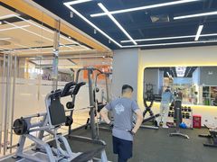 -VLines耀能运动24小时·月付制健身(京广桥店)