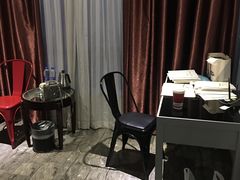 -湛江远扬YOUNG咖啡主题酒店(赤坎老街店)