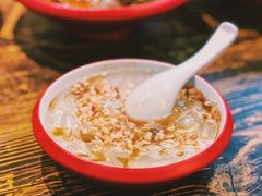 老闵特色椰香冰粉-老闵田螺馆·南昌市井菜·特色小吃(总店)