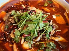 -川流不息·地道川菜·小龙虾(松东路店)