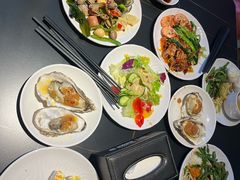 -涨巢·潮玩水疗局