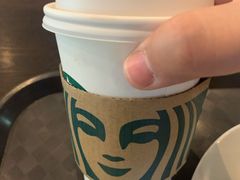 中杯热馥芮白换燕麦奶-星巴克(万都店)