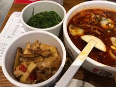 -渝是乎川渝小炒(新世界百货望京店)