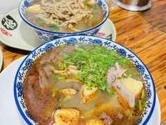 -叶新小吃店(来凤小区总店)