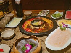 -舒家大院重庆老火锅(纪念塔店)