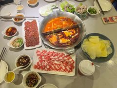 -渝大龙重庆火锅(温泉月亮湾店)