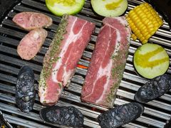 -红泥小火炉·东北泥炉烤肉(天一旗舰店)