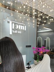 -Tloml salon