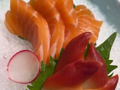 -泓炙颐凤鲜海鲜火锅料理(桐乡店)