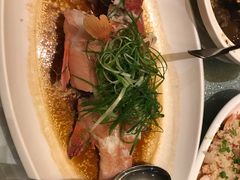 -岘港皇冠假日酒店