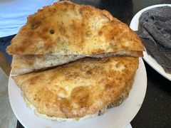 -周老三跷脚牛肉·全牛火锅(非遗传承店)