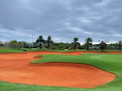 -海南鉴湖蓝湾高尔夫球会