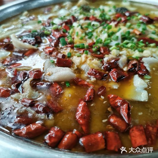 四川陈光头特色鱼庄