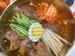 -明洞阿姨·韩式酱蟹烤肉·创意料理(三元桥店)