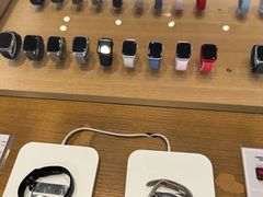 -Apple授权专营店(宝山万达店)