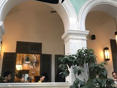 -星巴克臻选(广州沙面店)