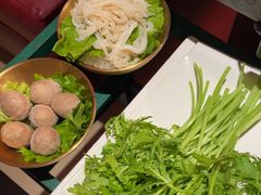 -九牧鱻·渝老鬼重庆火锅(人民路店)