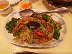 -顶上鱼翅燕窝专卖店