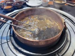 -阿山卓·野生菌火锅·纳西火塘烤肉