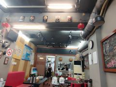 -丽影重庆小面(定西路店)