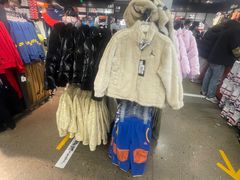 -NIKE上海青浦优选体验店