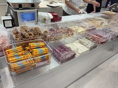 -真老大房(南京东路店)