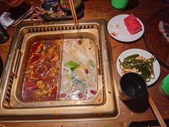 -九鼎轩脆毛肚火锅(句容店)