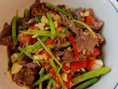 -洞庭土菜小炒馆(易发广场店)