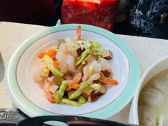 -巧克力渔家.小船海鲜胶东菜(万平口店)