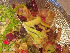 -小鱼小牛·鱼牛干锅·脆鱼火锅(世欧广场店)