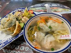 -长人馄饨铺(解放街店)