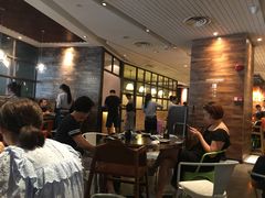 等位区-新旺茶餐厅(嘉里城店)