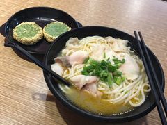 酸菜鱼粉-鑫花溪牛肉米粉(文星广场店)
