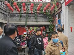 -陈仓老街美食天地
