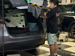 -鲨鱼皮汽车凹陷玻璃修复(静安店)