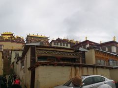 -噶丹松赞林寺