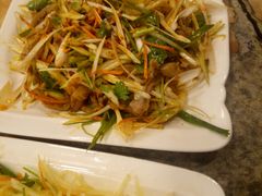 招牌炝毛肚-腾格勒烤羊腿