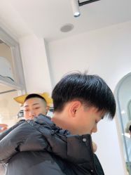 -沐染造型专业烫发染发