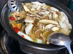 -野菌皇海景野生菌火锅(滨海大道店)