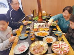 -臻牛烤肉