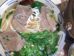 牛肉米线-云上千禾(水上店)