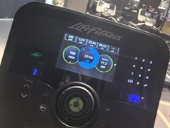 -帝豪斯健身俱乐部(市府恒隆广场店)